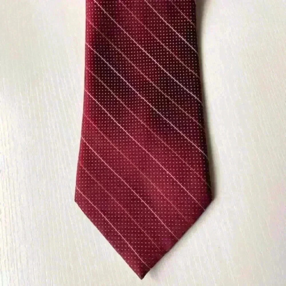 Claiborne Handmade Silk Neck Tie - Picture 1 of 5
